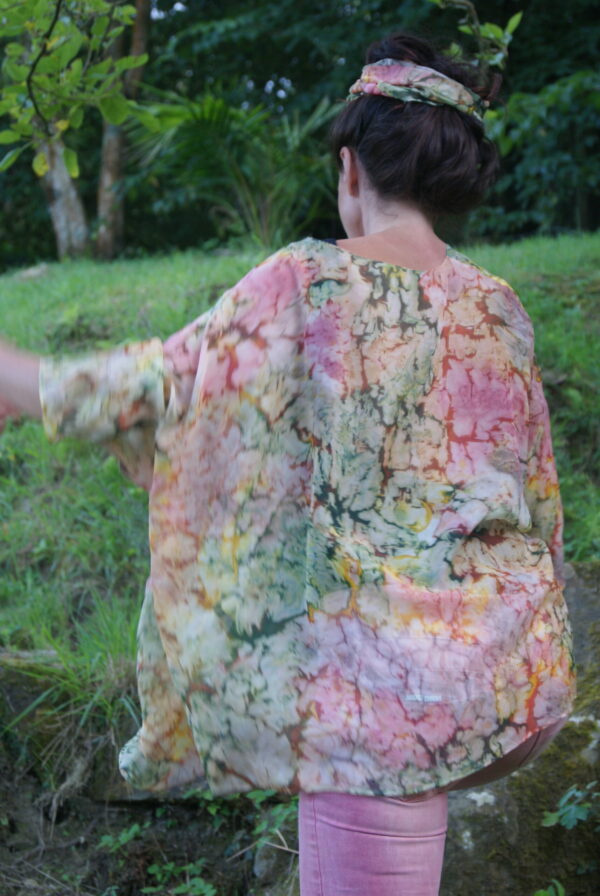 Gasa de seda. Pintada a mano